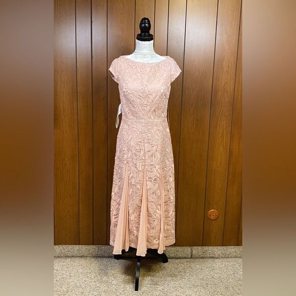 Kay Unger Angelina Lace Midi-Dress size 8 - Picture 4 of 12